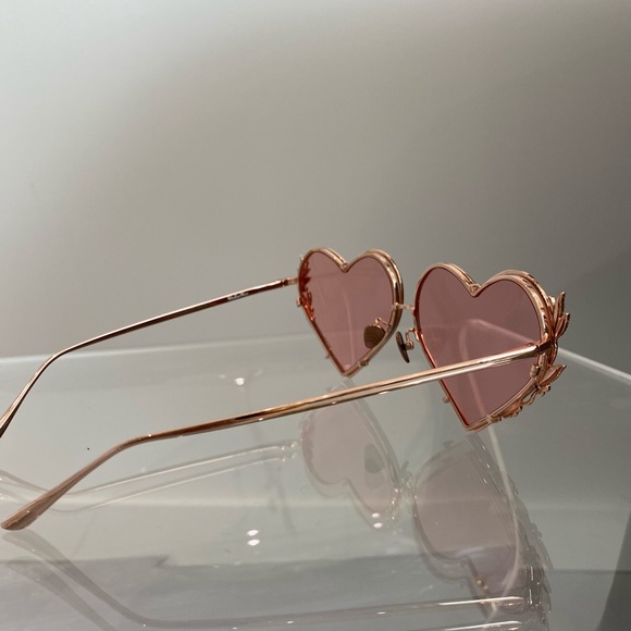 Heart Sunglasses - Picture 4 of 6